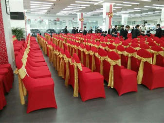 濟(jì)源慶典會(huì)展設(shè)備租賃一站式服務(wù) 從貴賓椅到沙發(fā)條，打造完美活動(dòng)體驗(yàn)